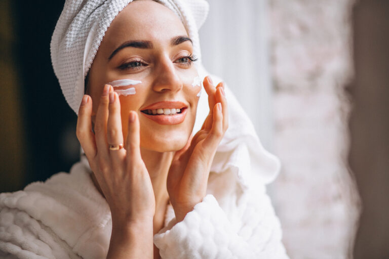 10 Skincare Habits Every Intelligent Woman Swears By